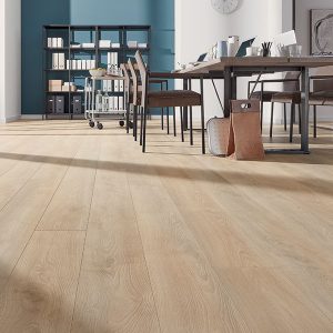 Mammut Plus Wide Long Plank Macro Oak Beige Laminate Flooring AC5 10mm